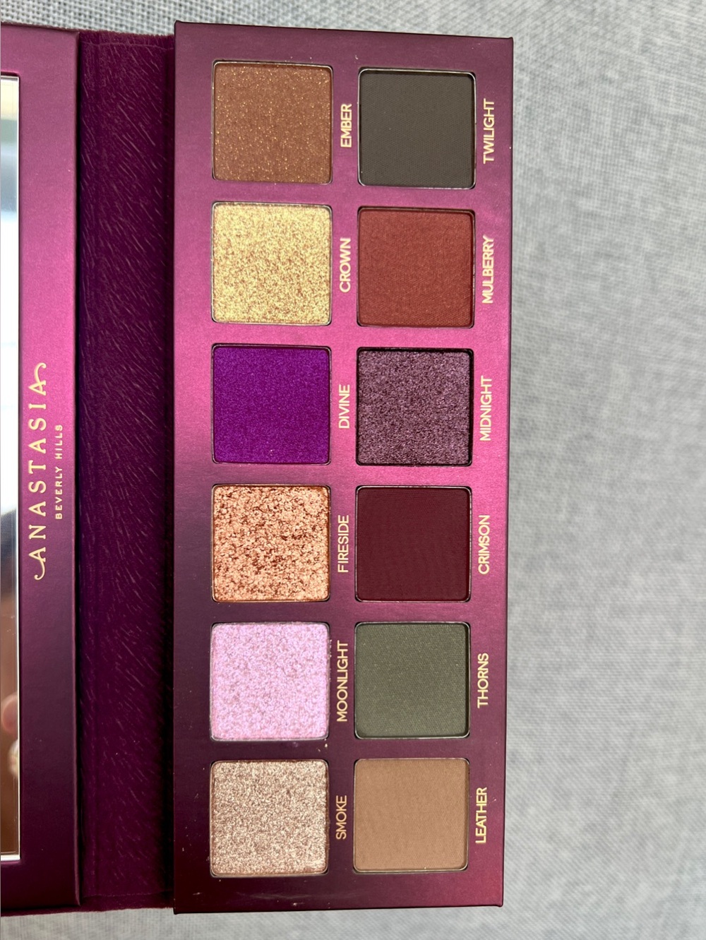 Anastasia - Picture 6 of 17